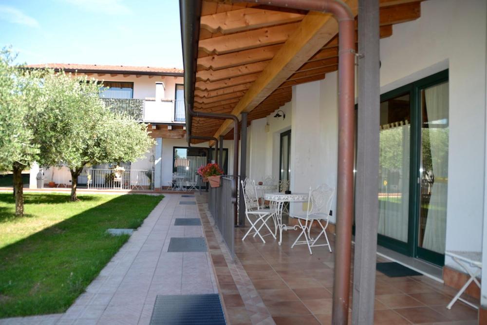 קאבאיון ורונסה Residence Ulivi מראה חיצוני תמונה