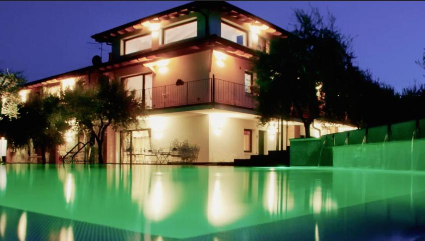 קאבאיון ורונסה Residence Ulivi מראה חיצוני תמונה