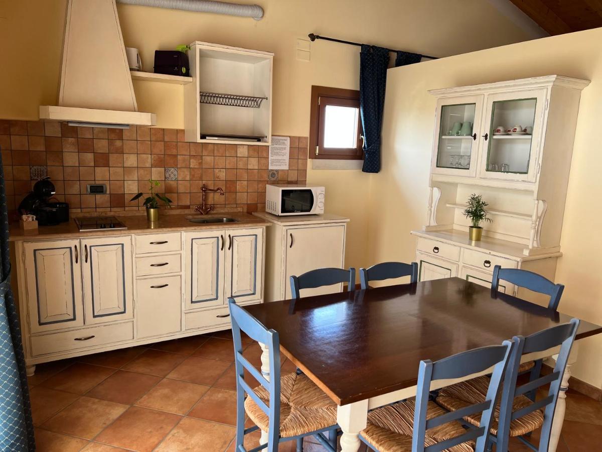 קאבאיון ורונסה Residence Ulivi מראה חיצוני תמונה